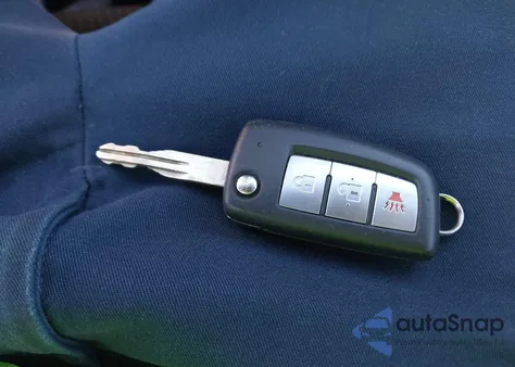 2018 Nissan Rogue Sport S из США, поврежденный, VIN JN1BJ1CR3JW202497